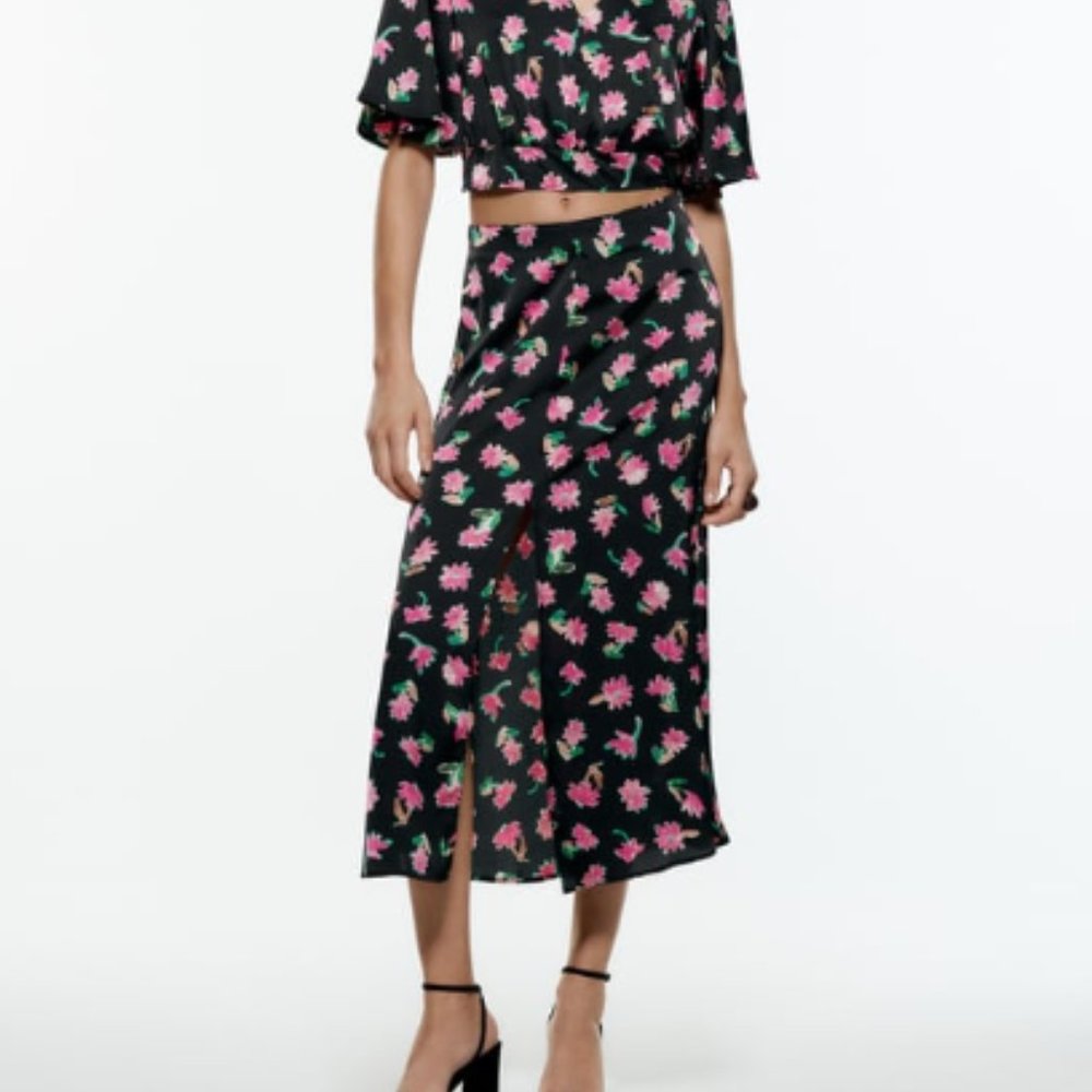 Zara Silk Floral Skirt - Size L